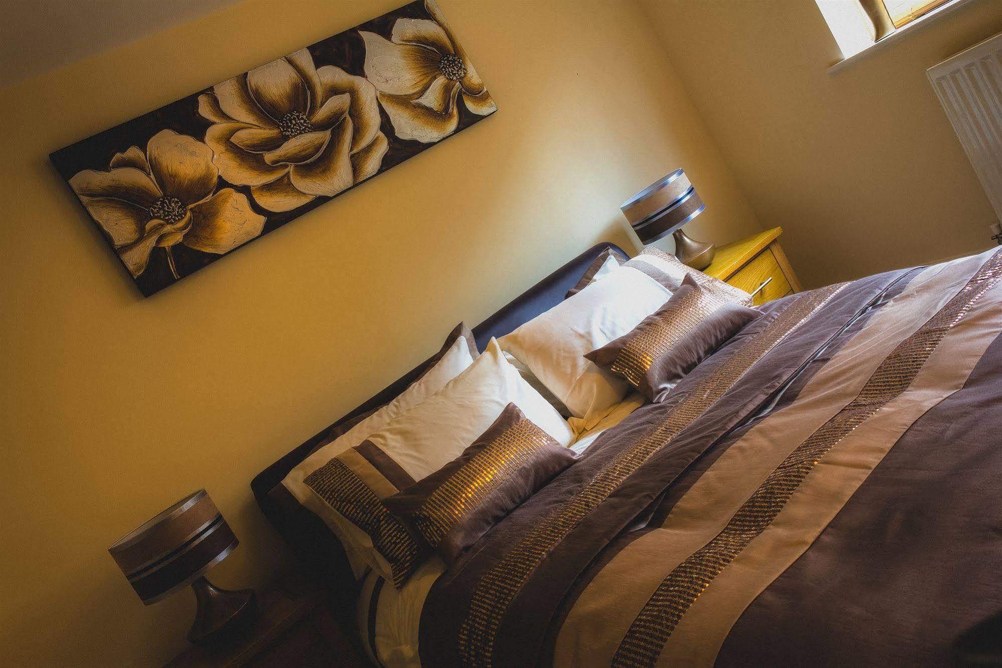 The Lindley Suite - Simple2Let Serviced Apartments 허더즈필드 외부 사진