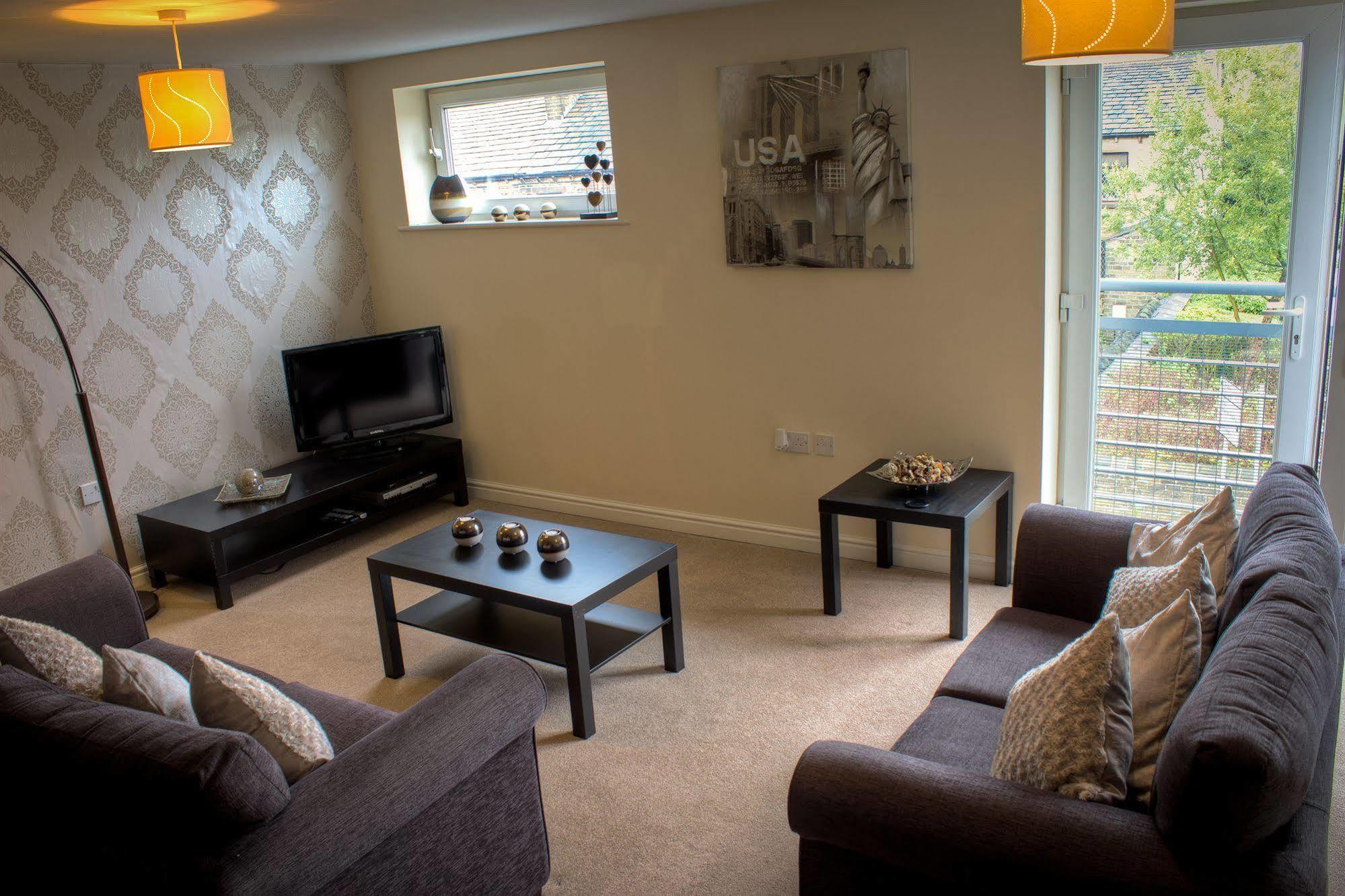 The Lindley Suite - Simple2Let Serviced Apartments 허더즈필드 외부 사진
