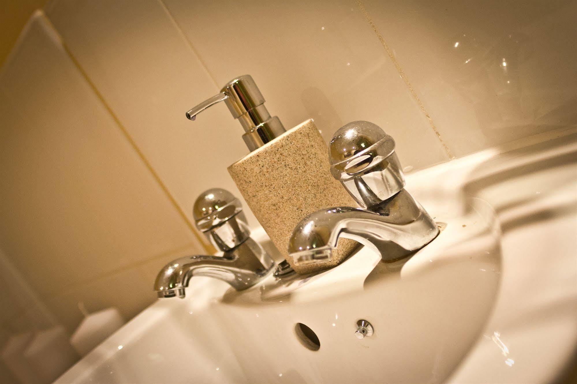 The Lindley Suite - Simple2Let Serviced Apartments 허더즈필드 외부 사진