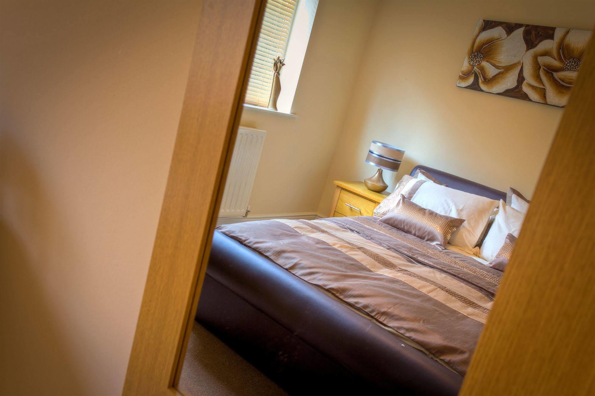 The Lindley Suite - Simple2Let Serviced Apartments 허더즈필드 외부 사진