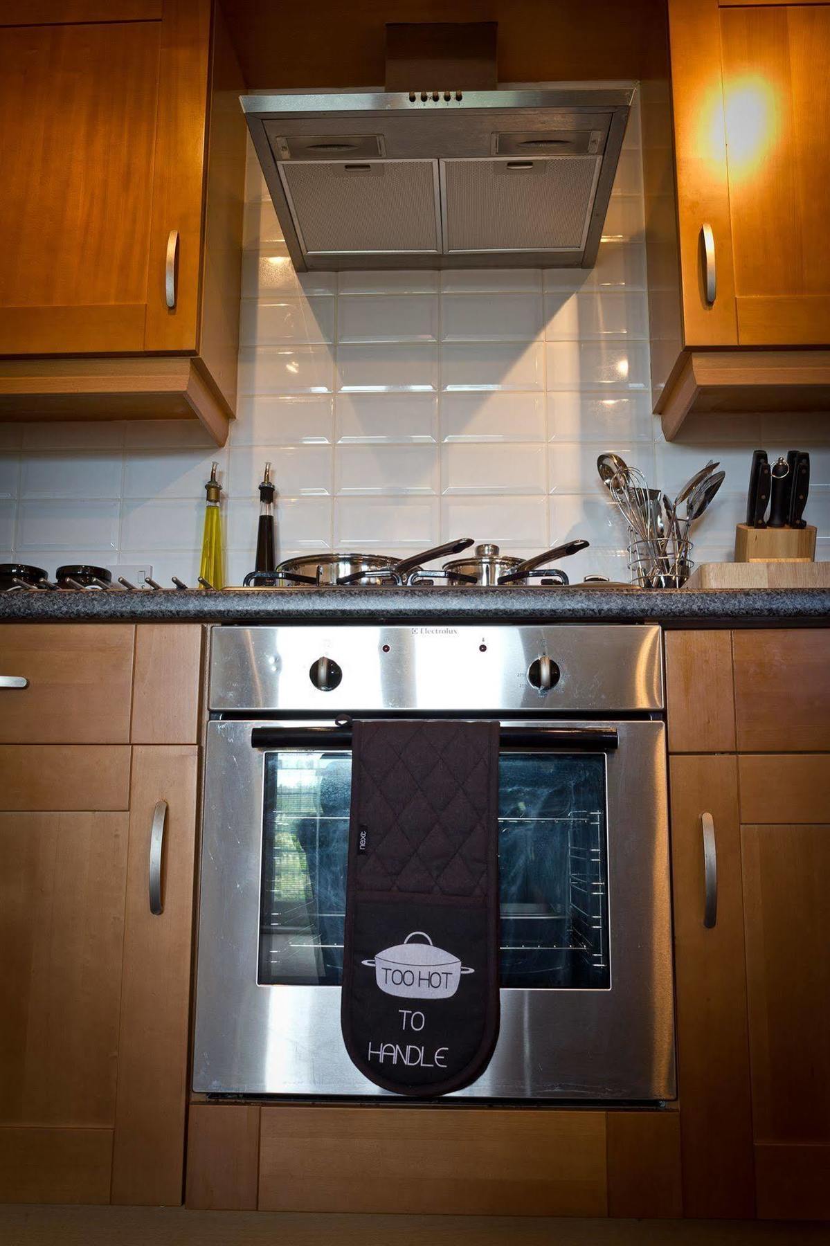 The Lindley Suite - Simple2Let Serviced Apartments 허더즈필드 외부 사진